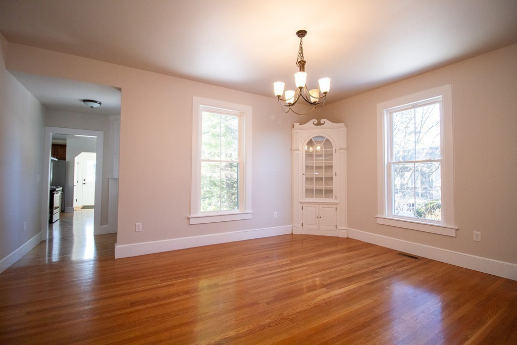 32 North Prospect Street, Unit 1 Amherst, MA 01002 - Photo 12 of 37 Gallery Image 12