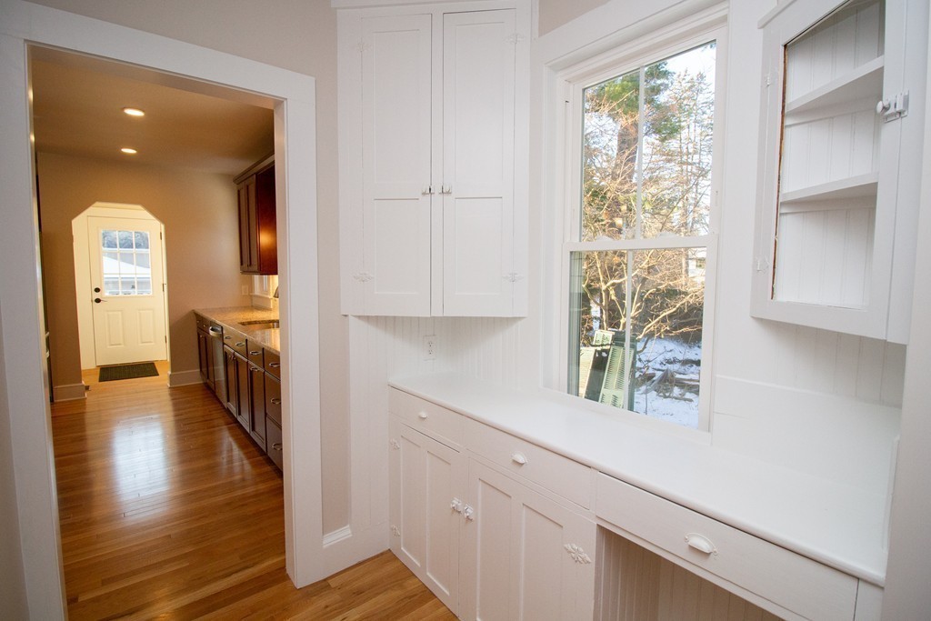 32 North Prospect Street, Unit 1 Amherst, MA 01002 - Photo 13 of 37 Gallery Image 13