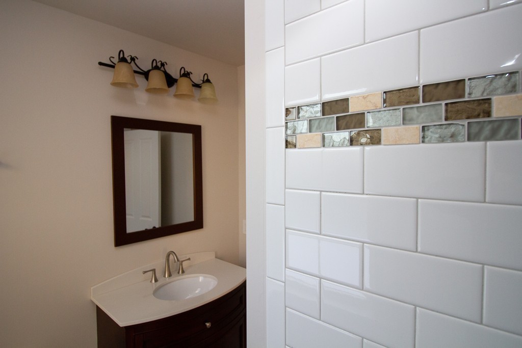 32 North Prospect Street, Unit 1 Amherst, MA 01002 - Photo 22 of 37 Gallery Image 22