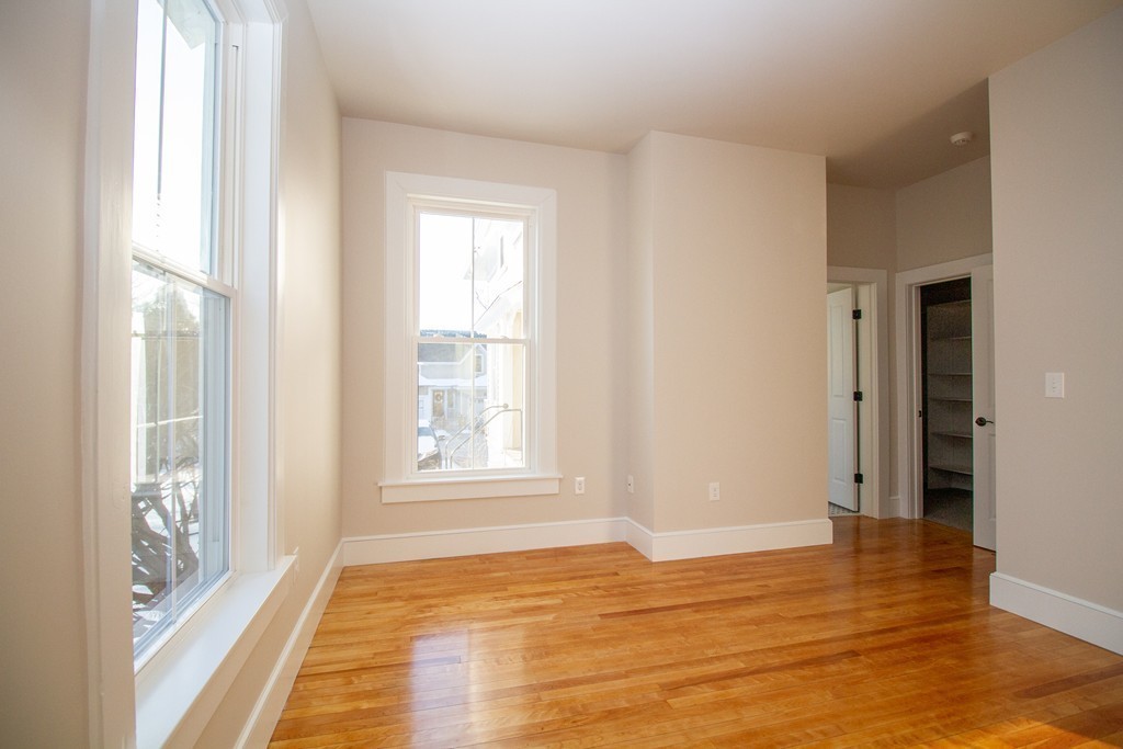 32 North Prospect Street, Unit 1 Amherst, MA 01002 - Photo 26 of 37 Gallery Image 26