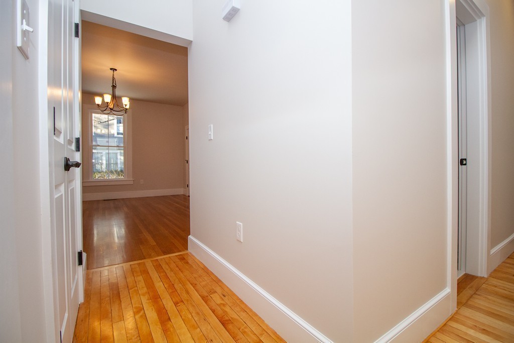 32 North Prospect Street, Unit 1 Amherst, MA 01002 - Photo 27 of 37 Gallery Image 27
