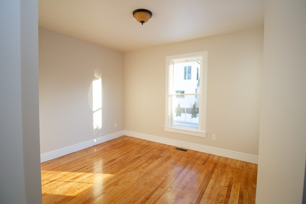32 North Prospect Street, Unit 1 Amherst, MA 01002 - Photo 32 of 37 Gallery Image 32