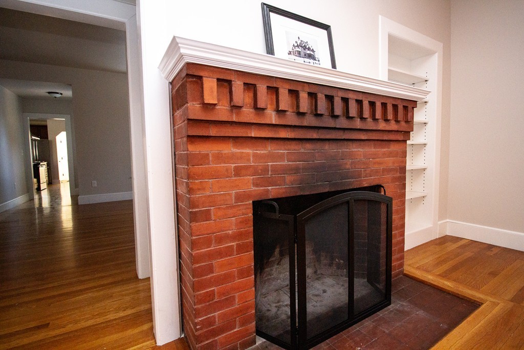 32 North Prospect Street, Unit 1 Amherst, MA 01002 - Photo 8 of 37 Gallery Image 8