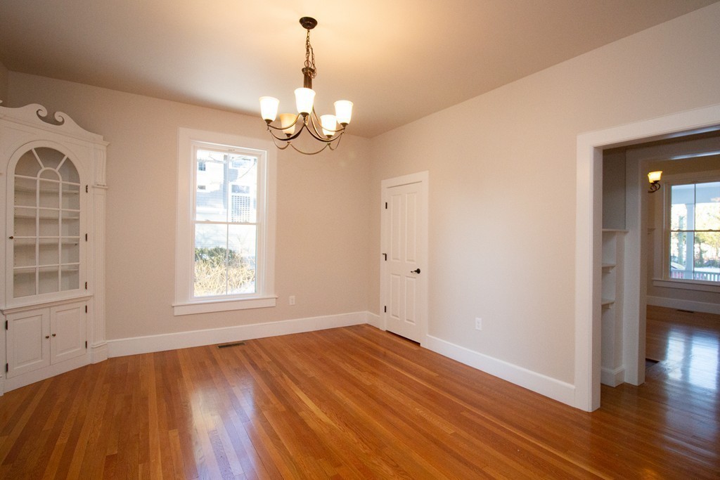 32 North Prospect Street, Unit 1 Amherst, MA 01002 - Photo 10 of 37 Gallery Image 10