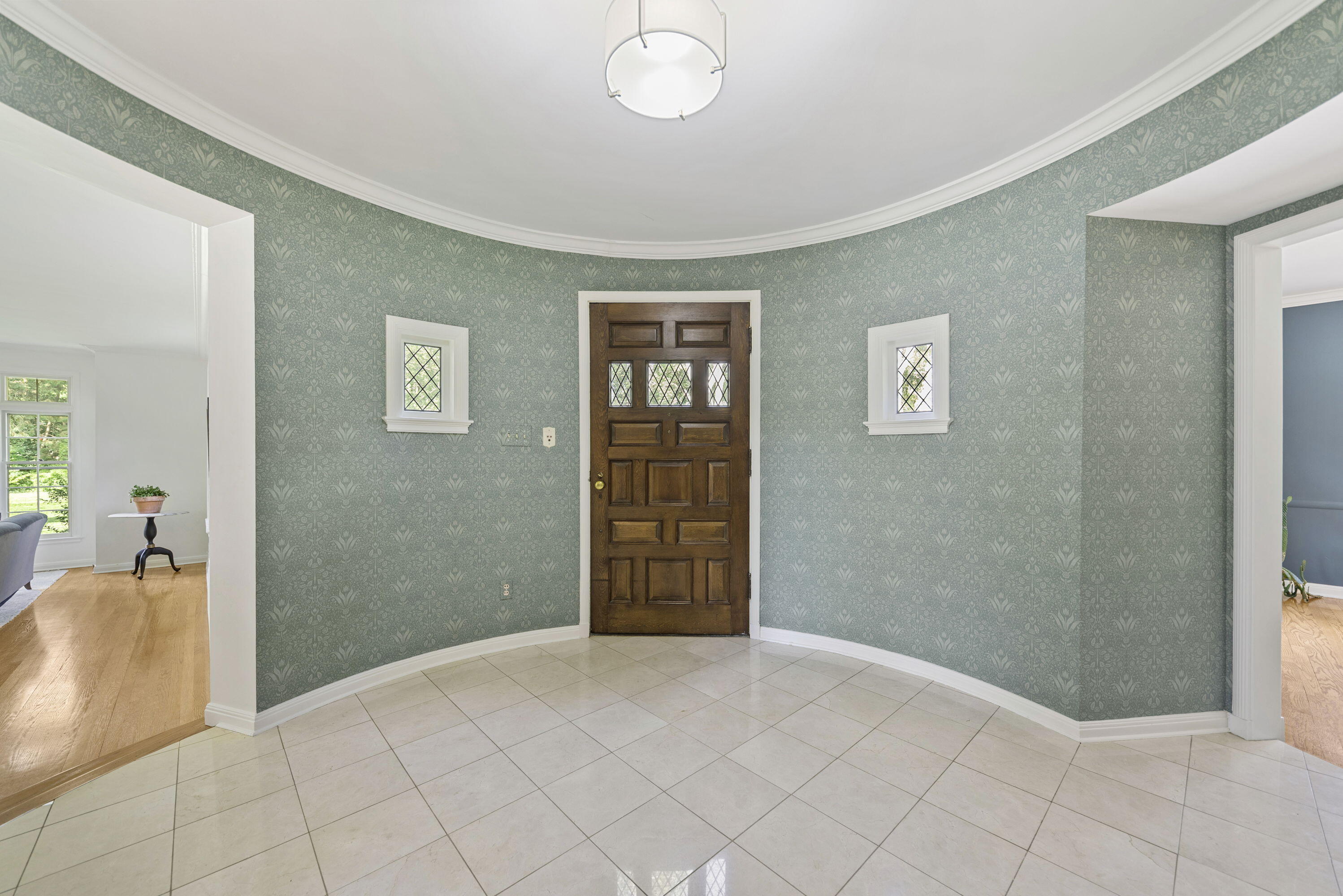 1565 Miami Road Benton Harbor, MI 49022 - Photo 4 of 37 10_DavidYeeDDP_3674