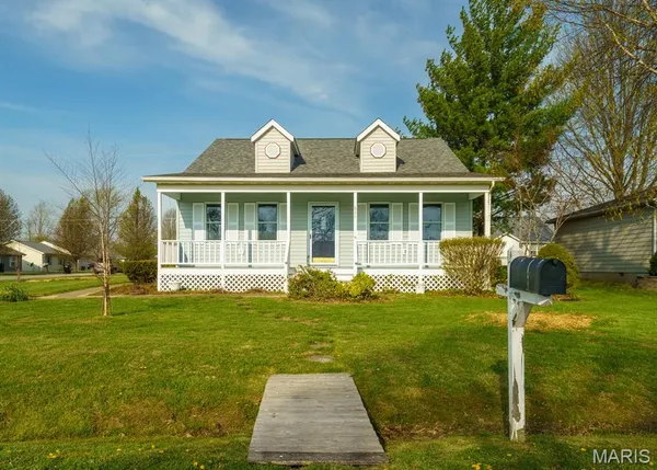 $285,000 | 631 St David Street, St. James, MO 65559