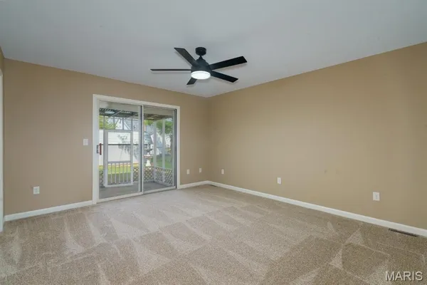 $285,000 | 631 St David Street, St. James, MO 65559