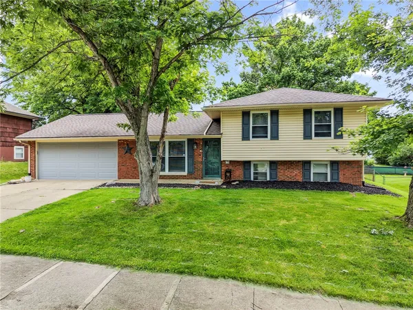 $319,000 | 130 Teakwood Lane, Springboro, OH 45066