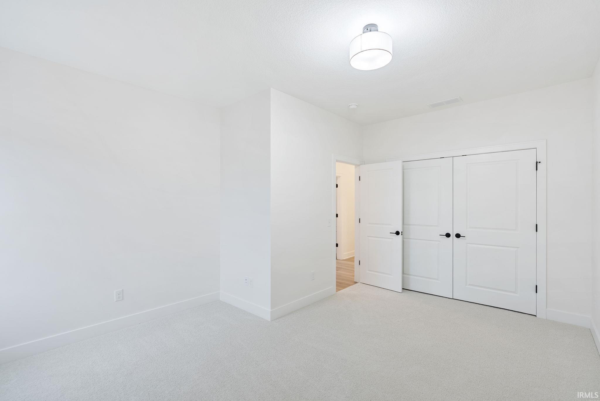 2818 Mellow Court Fort Wayne, IN 46818 - Photo 16 of 31