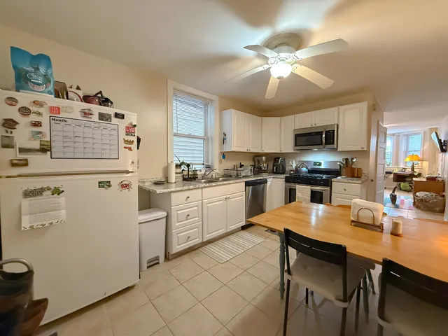 $1,800 | 3441 North Oakley Avenue, Unit G, Chicago, IL 60618