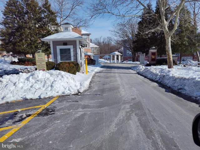 $194,000 | 8707 Groffs Mill Drive, Unit 8707, Owings Mills, MD 21117