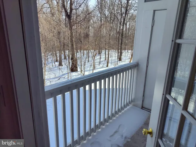 $194,000 | 8707 Groffs Mill Drive, Unit 8707, Owings Mills, MD 21117