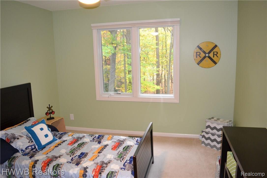 1945 Cedaredge Road Rochester, MI 48306 - Photo 21 of 44 Bedroom 4