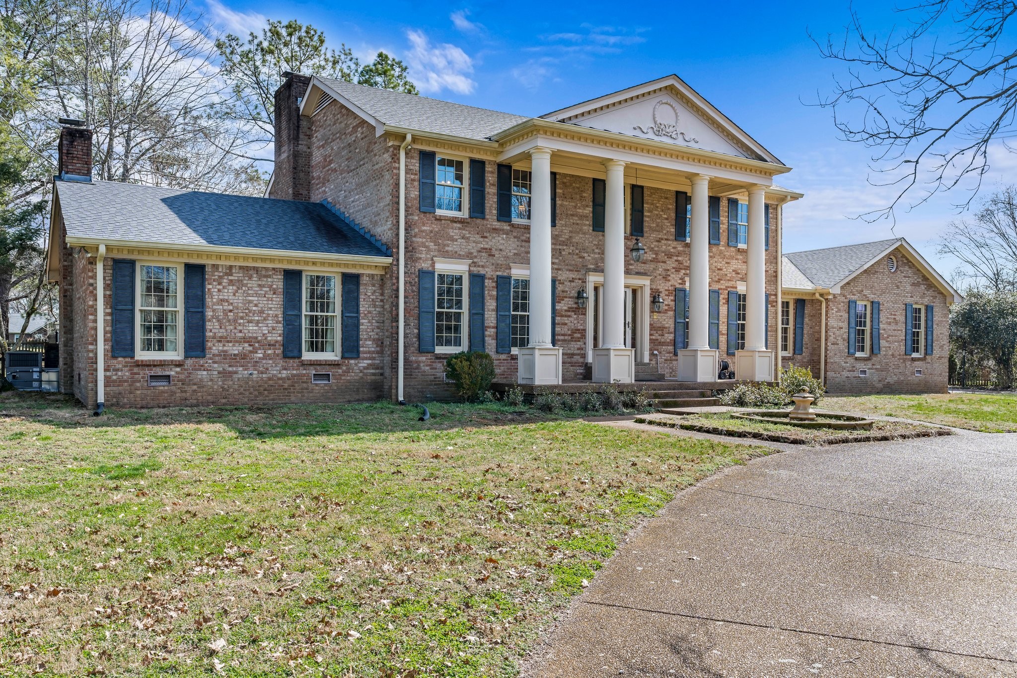 6375 Chickering Circle Nashville, TN 37215 - Photo 4 of 59 a front view of a house with a yard