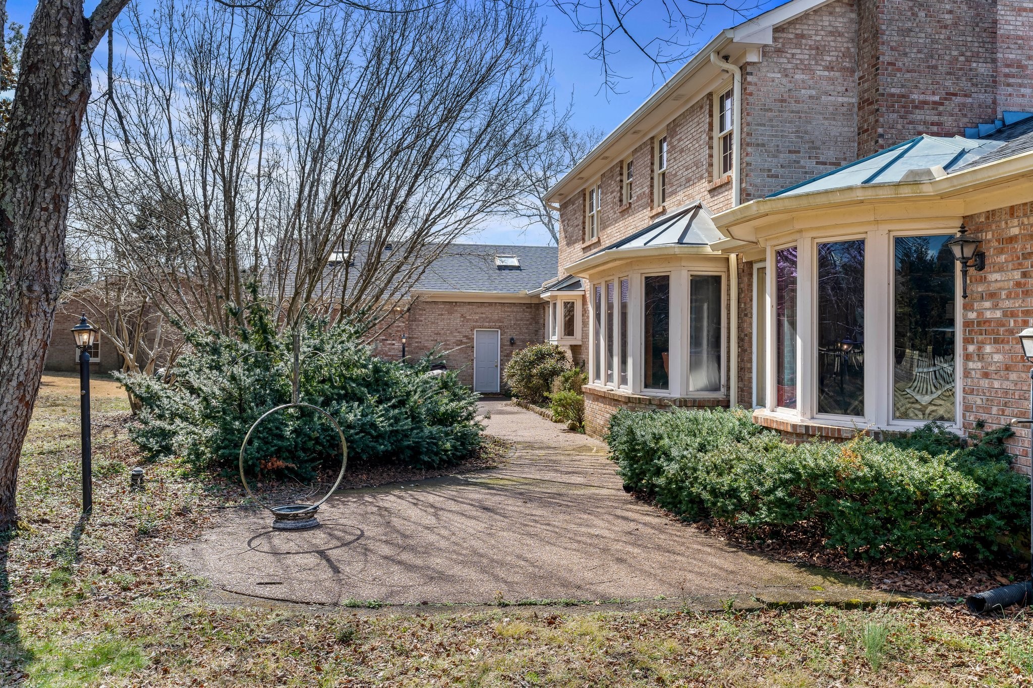 6375 Chickering Circle Nashville, TN 37215 - Photo 53 of 59 a view of a building with potted plants