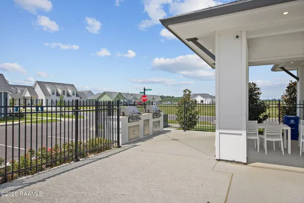 $267,500 | 315 Sandstone Avenue, Unit 205, Scott, LA 70583