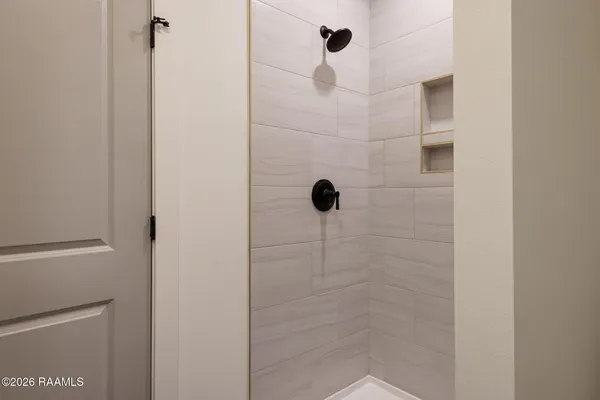 $267,500 | 315 Sandstone Avenue, Unit 205, Scott, LA 70583