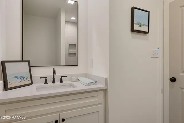 $267,500 | 315 Sandstone Avenue, Unit 205, Scott, LA 70583