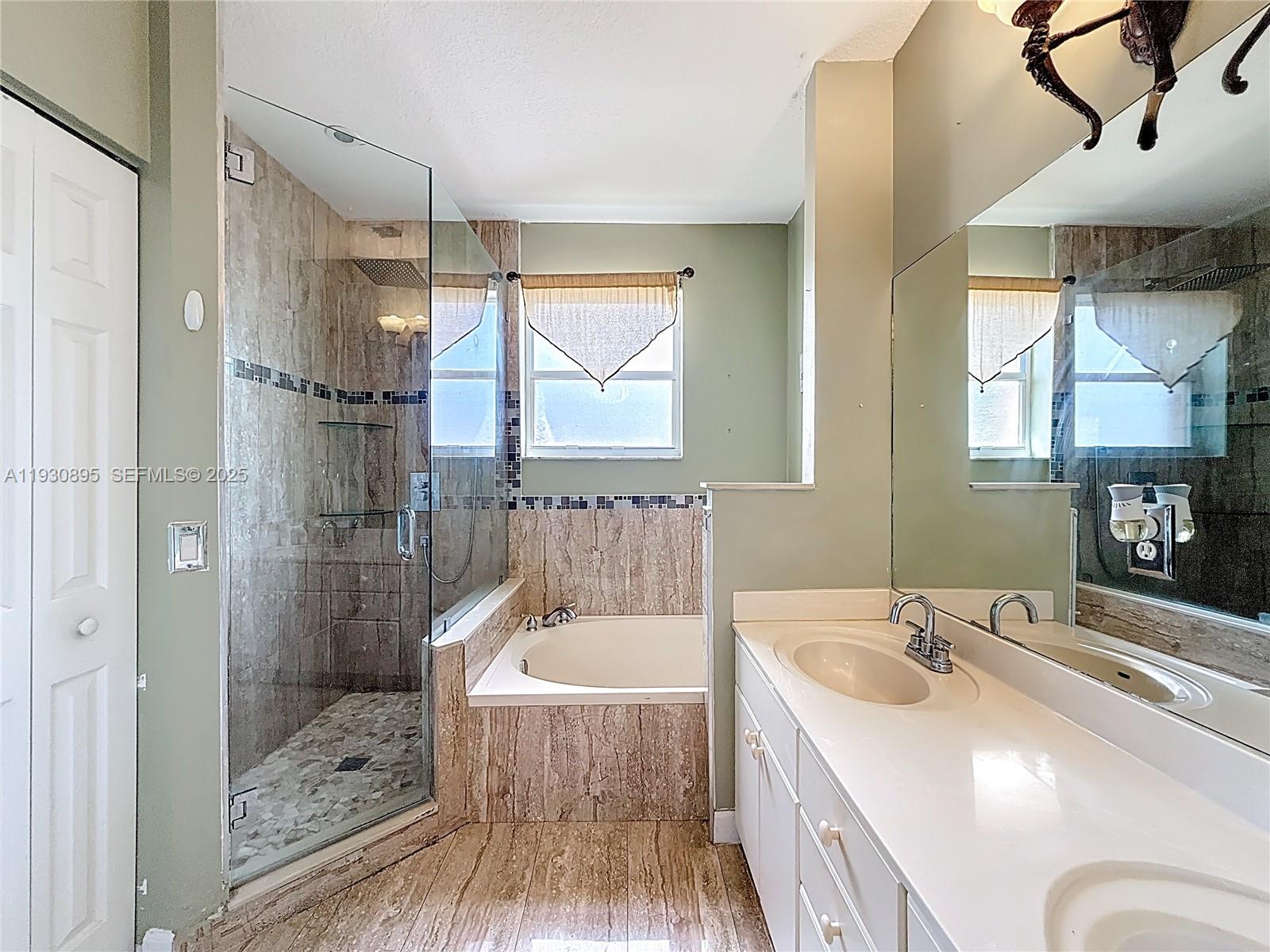 12770 Southwest 53rd Street Miramar, FL 33027 - Photo 5 of 33