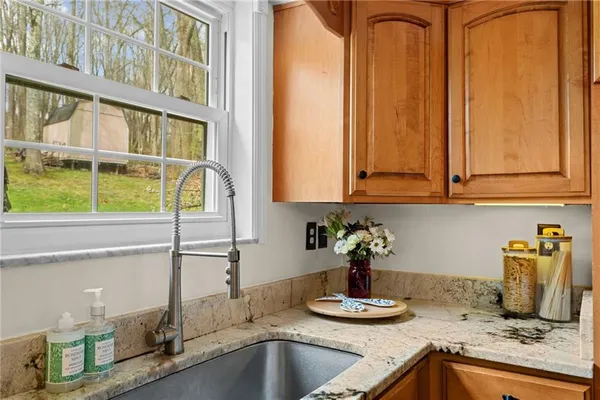 $485,000 | 628 Westland Drive, Gibsonia, PA 15044