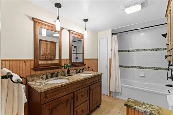 $485,000 | 628 Westland Drive, Gibsonia, PA 15044