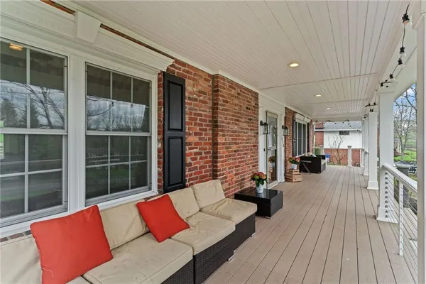 $485,000 | 628 Westland Drive, Gibsonia, PA 15044