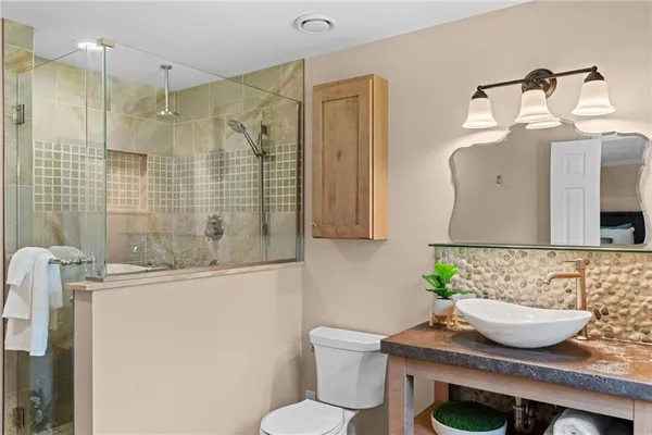 $485,000 | 628 Westland Drive, Gibsonia, PA 15044