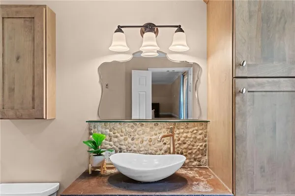 $485,000 | 628 Westland Drive, Gibsonia, PA 15044