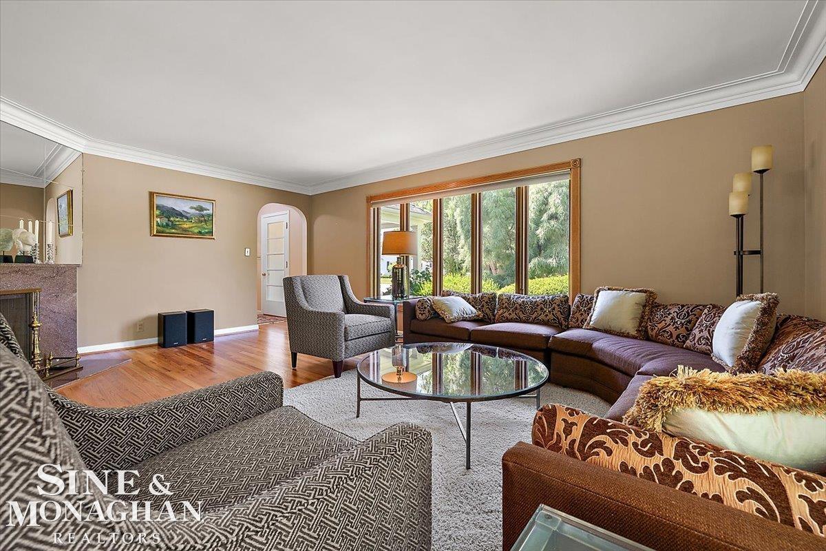 1221 North Renaud Road Grosse Pointe Woods, MI 48236 - Photo 11 of 54