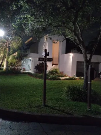 $6,000 | 11843 Southwest 79th Terrace, Miami, FL 33183