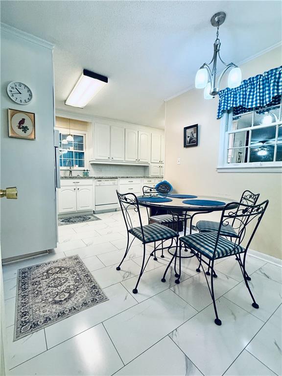 217 Cherokee Circle Cedartown, GA 30125 - Photo 11 of 25 a view of a dining room with furniture