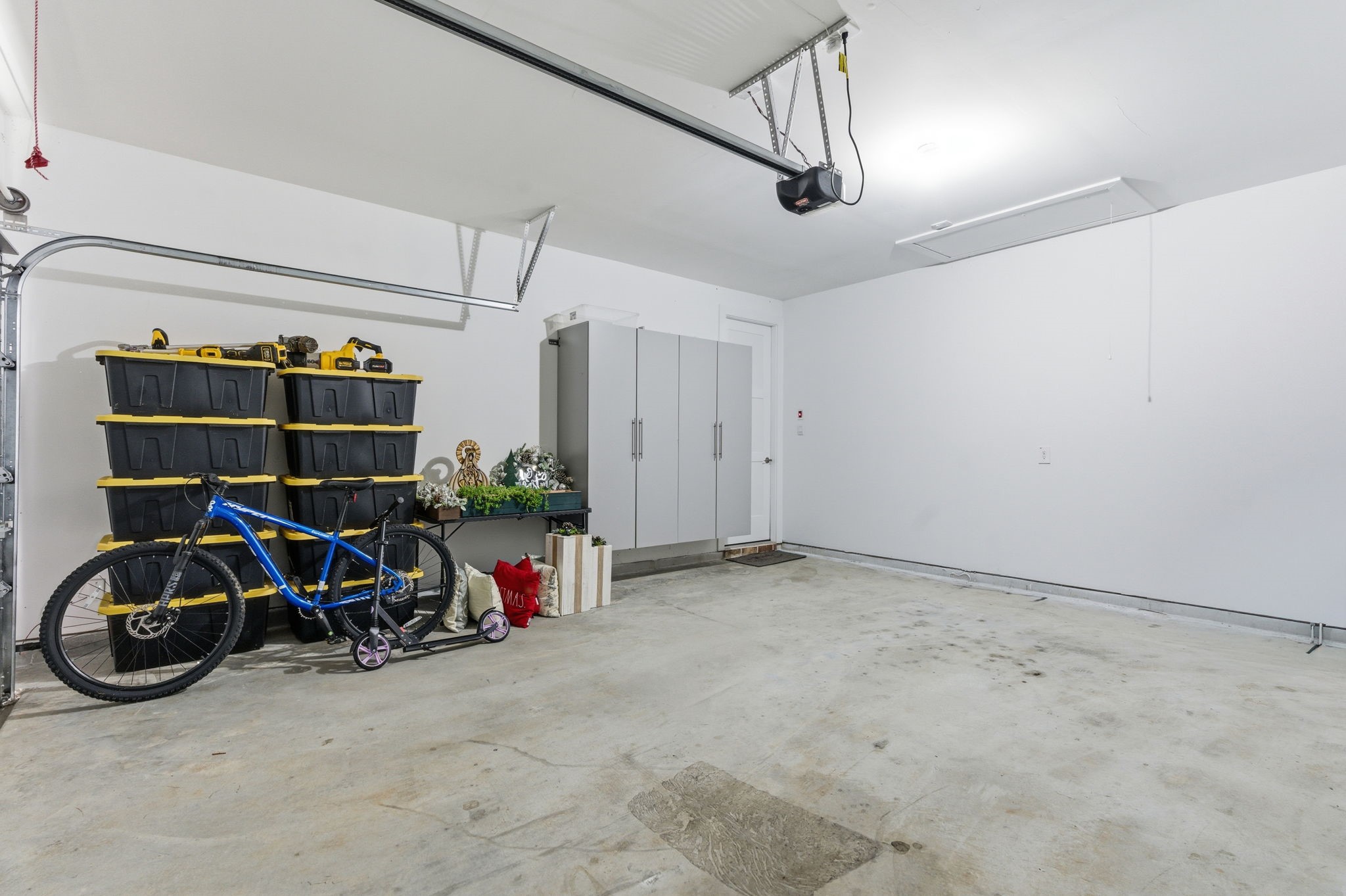 13776 Rising Sun Lane Conroe, TX 77384 - Photo 24 of 30 a view of a bike garage