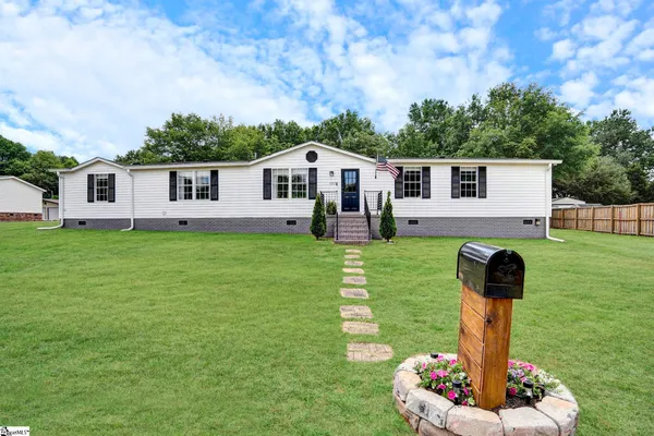$280,000 | 107 Floral Wood Way, Pelzer, SC 29669