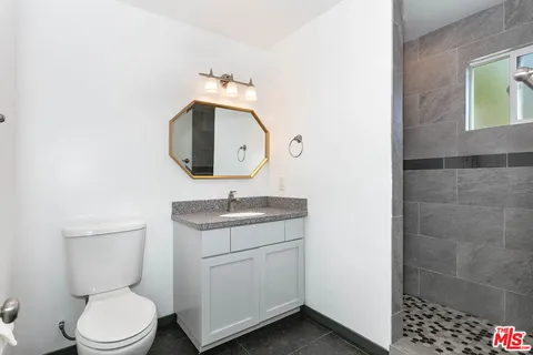 $2,499,999 | 2914 Castle Heights Avenue, Los Angeles, CA 90034