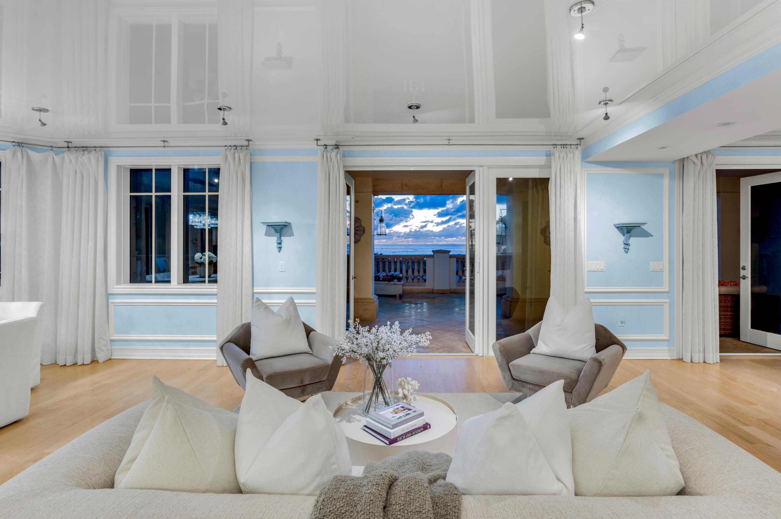 400 South Ocean Boulevard, Unit R26 Boca Raton, FL 33432 - Photo 12 of 65 SUNRISE VIEW GREAT ROOM