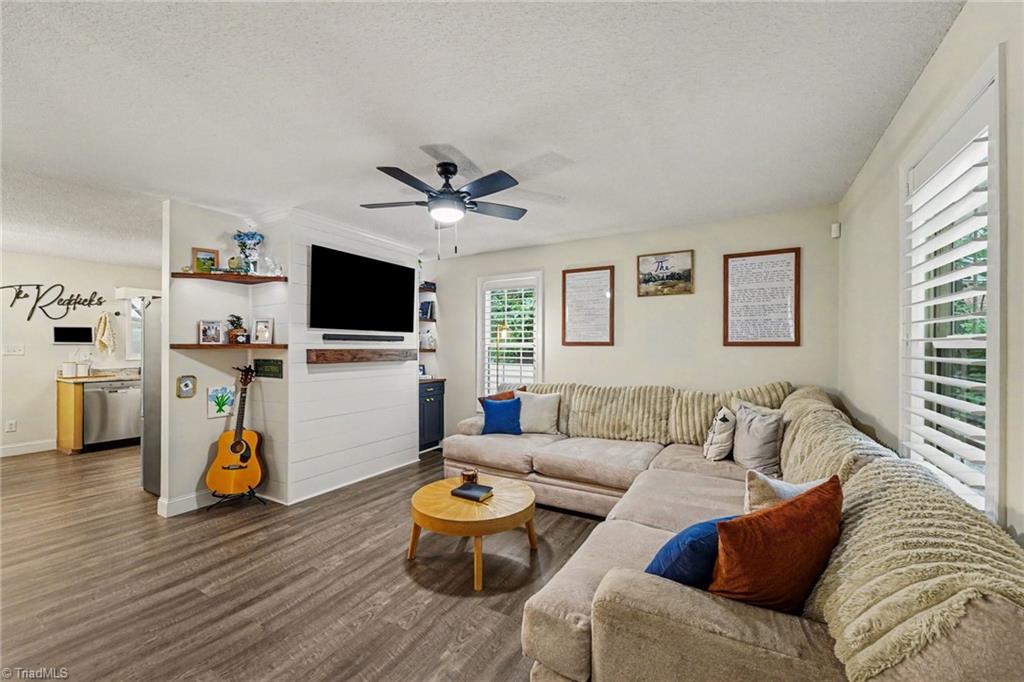 4243 Hunters Run Trinity, NC 27370 - Photo 2 of 30
