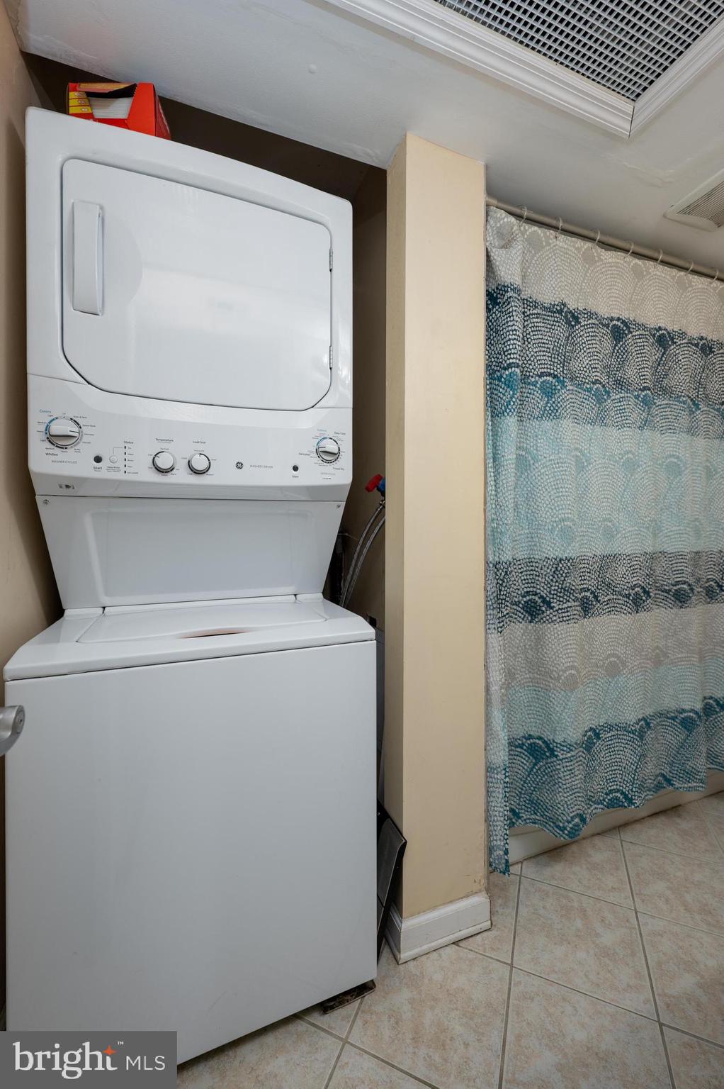 25 South Church Road, Unit 64 Maple Shade, NJ 08052 - Photo 11 of 21 a utility room with dryer and washer