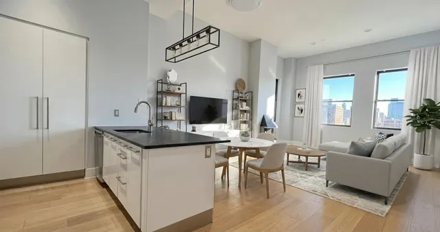 $2,800 | 4 Beacon Way, Unit 301, Jersey City, NJ 07304