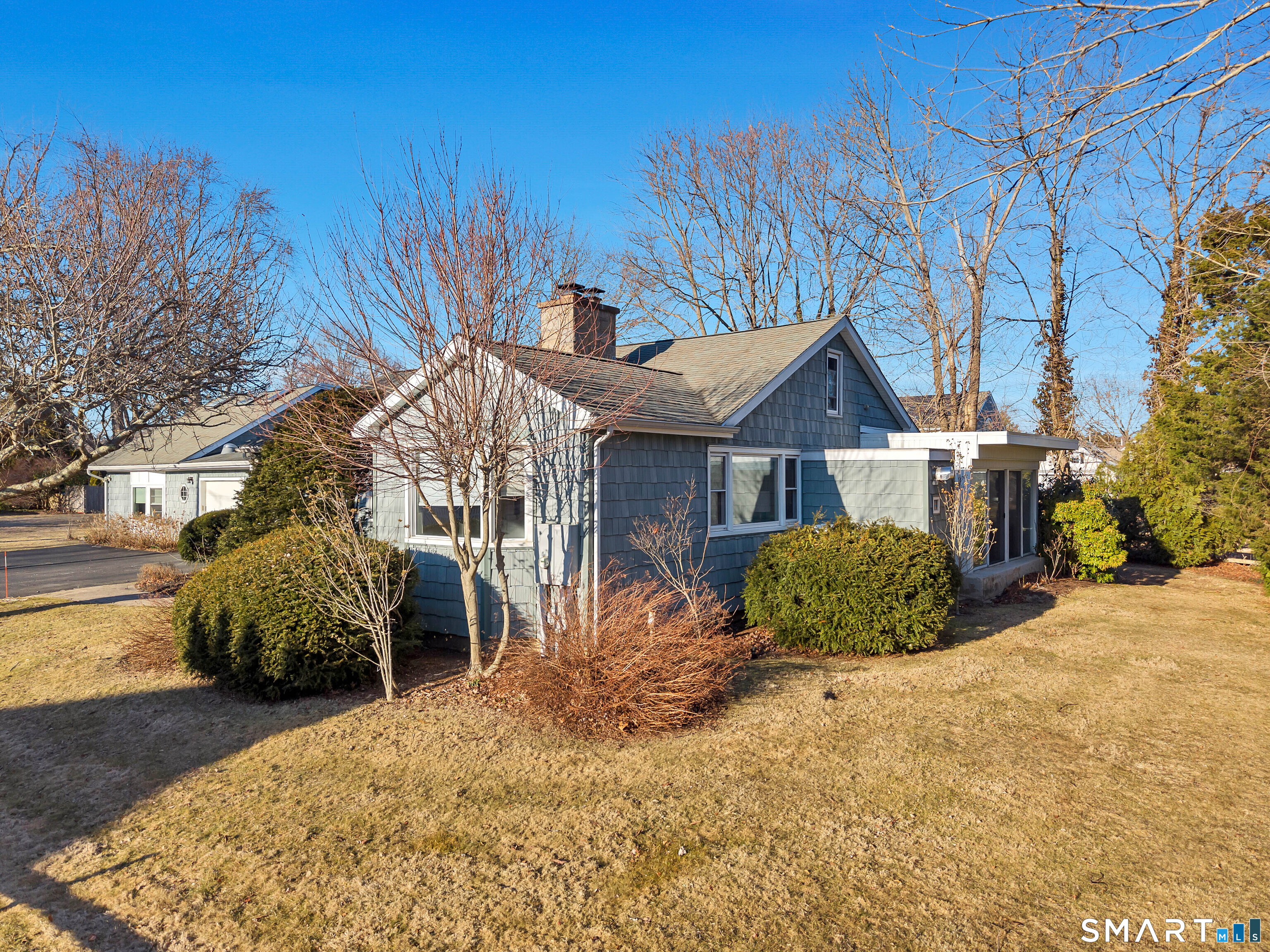 71 Beach Avenue Madison, CT 06443 - Photo 3 of 23