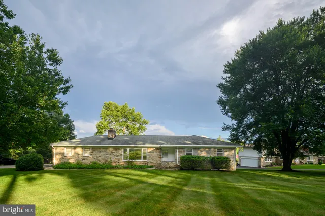 $579,000 | 2992 Normandy Drive, Ellicott City, MD 21043