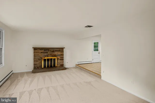 $579,000 | 2992 Normandy Drive, Ellicott City, MD 21043