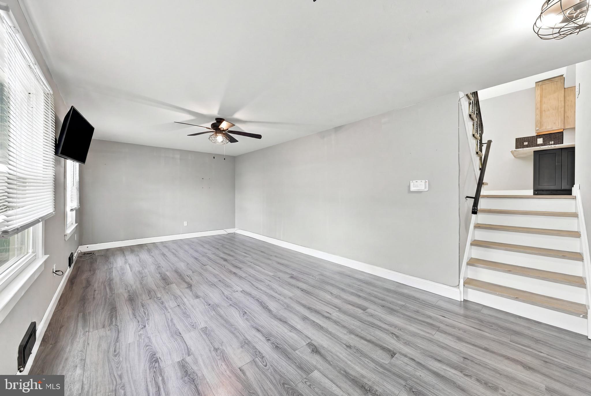14 Buttonwood Road Stratford, NJ 08084 - Photo 2 of 35