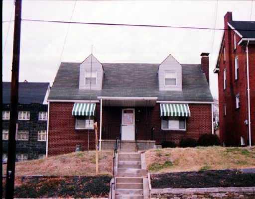 318 Jackson Street Rochester, PA 15074 - Photo 1 of 1
