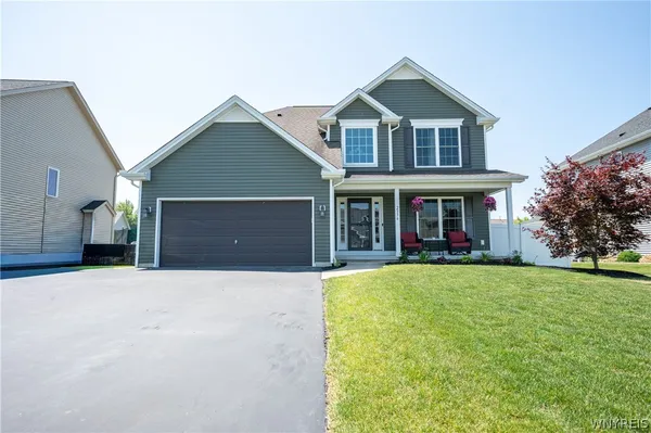 $529,900 | 2336 Agassiz Drive, Hamburg, NY 14085