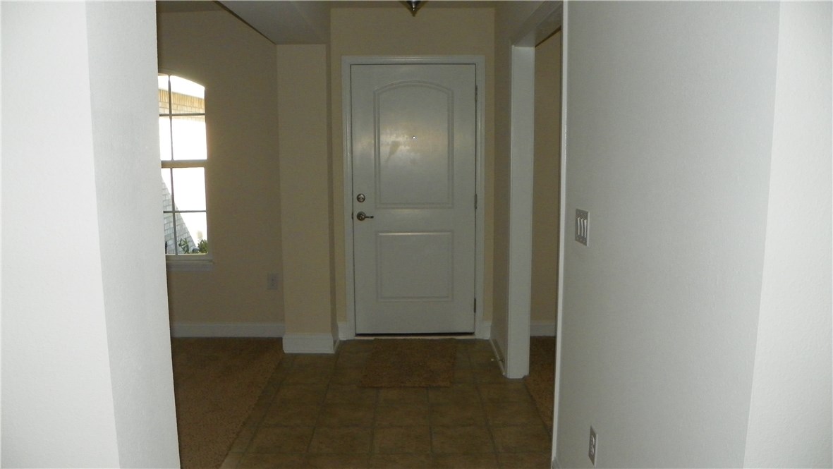 88100 Maybourne Road Yulee, FL 32097 - Photo 2 of 8 a view of an empty room