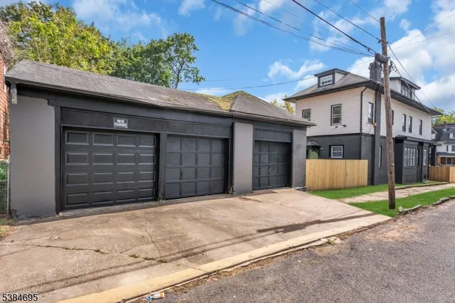 $370,000 | 302 Bellevue Avenue, Trenton, NJ 08618