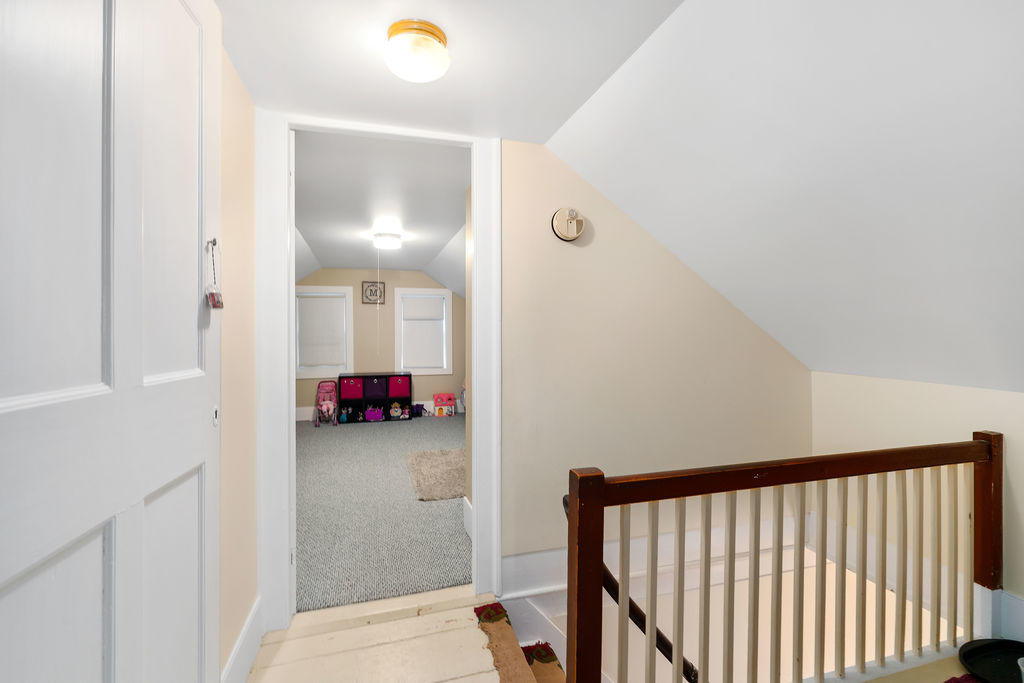 107 New Gorham Road Westbrook, ME 04092 - Photo 28 of 46 034_107newgorhamrdwestbrook-37