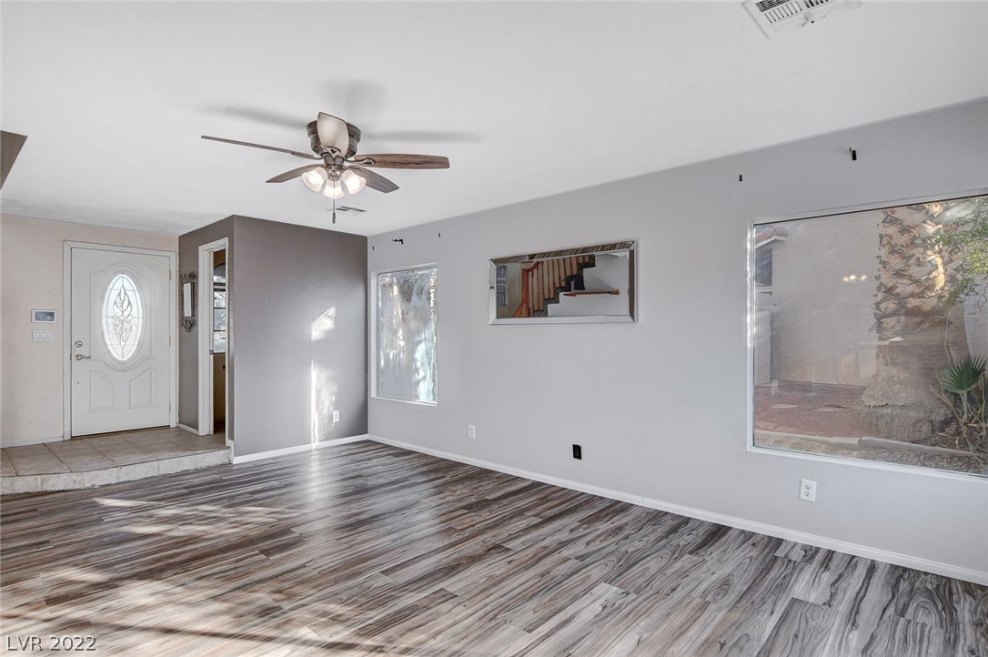 1470 Flintrock Road Henderson, NV 89014 - Photo 6 of 22