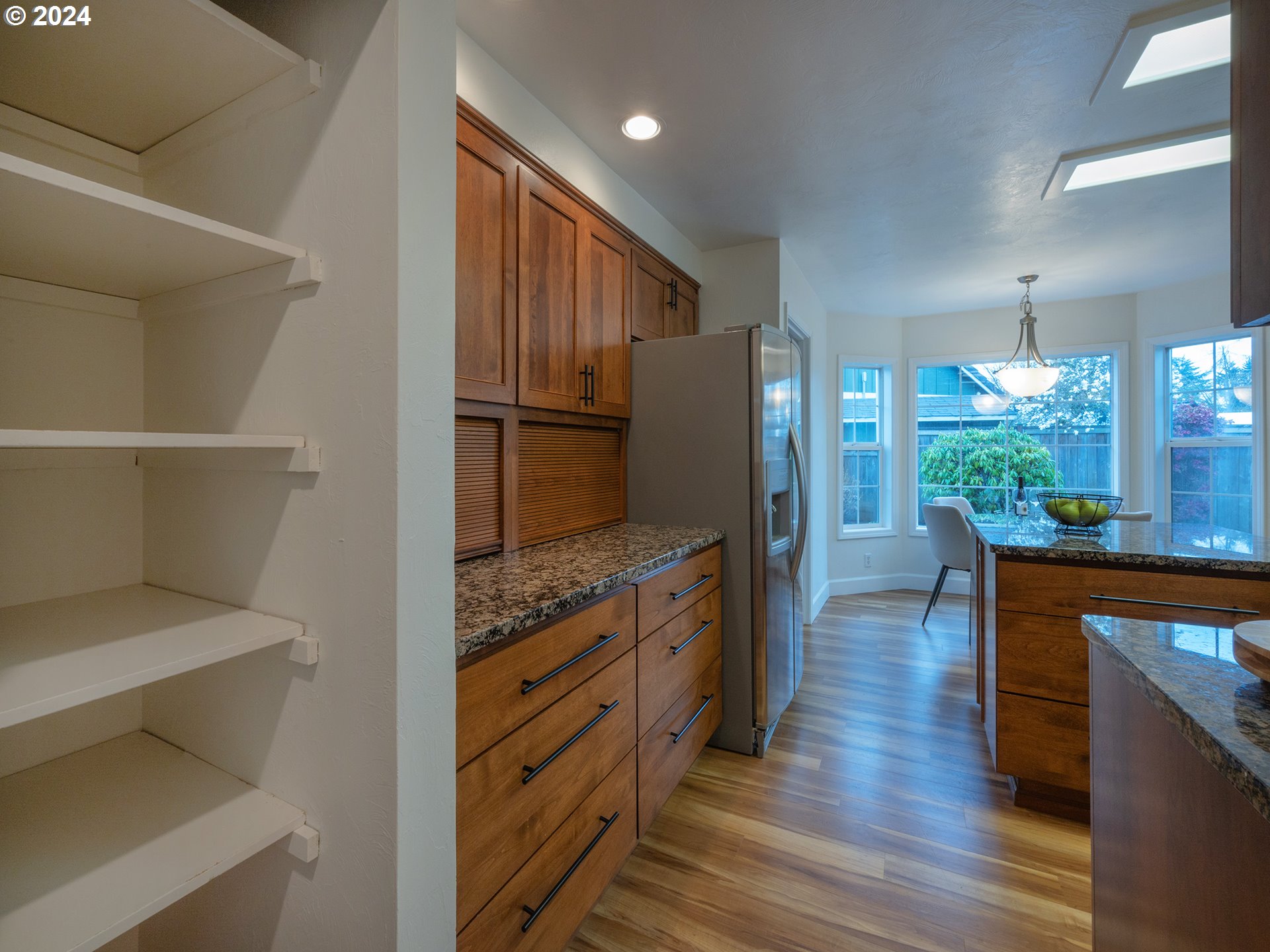 842 Raintree Way Springfield, OR 97477 - Photo 14 of 48 Pantry