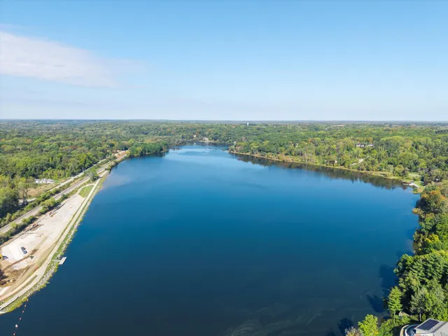 $950,000 | 244 Barton Shore Drive, Ann Arbor, MI 48105